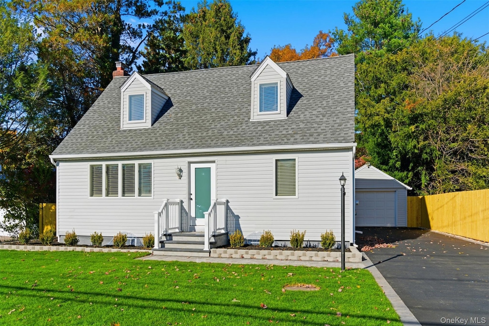 93 Birchwood Dr, Huntington Station, NY 11746 - photo 1