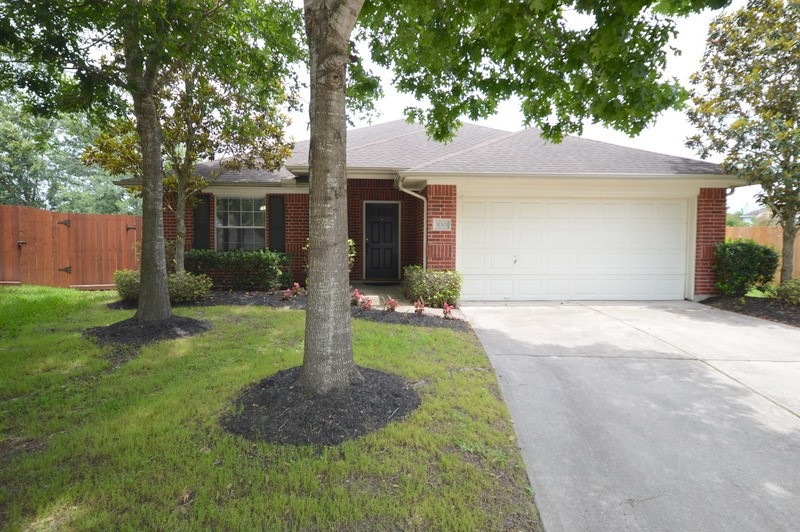 32303 Cross Spring Park Ln, Conroe, TX 77385 - photo 1