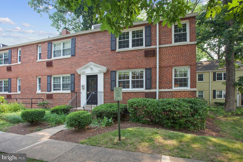209 N Trenton St unit 2093, Arlington, VA 22203 - photo 1