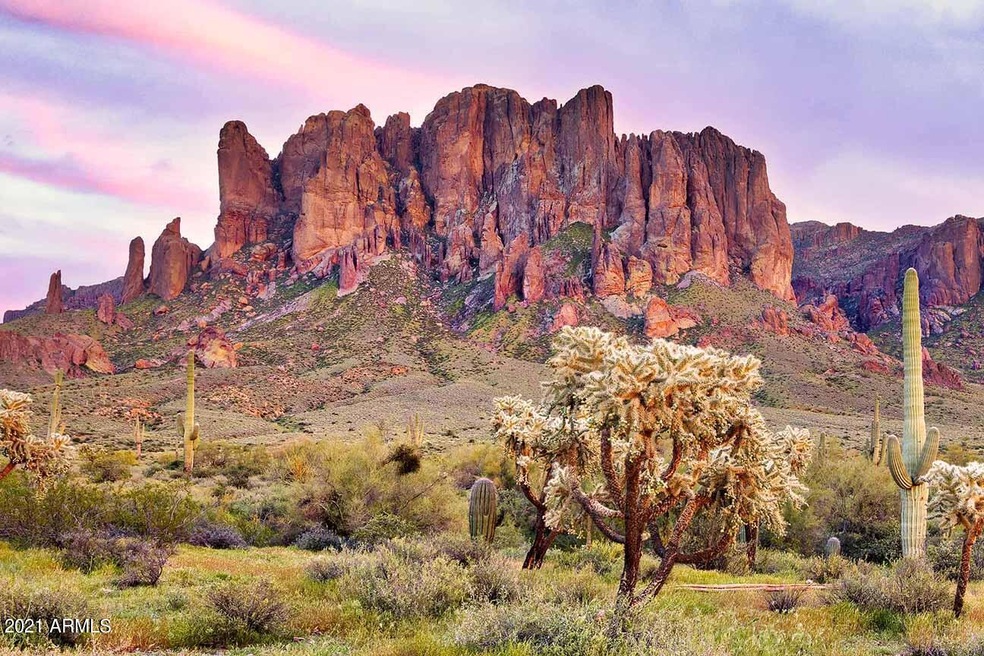 superstition-mountains-arizona-1