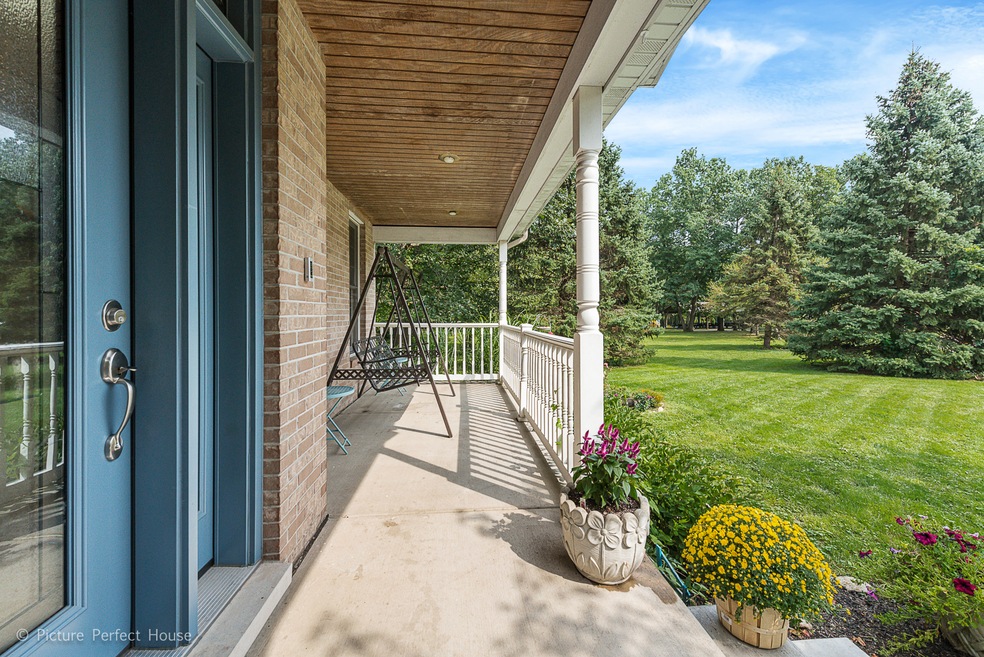 600 Michael Dr, Morris, IL 60450 - photo 1