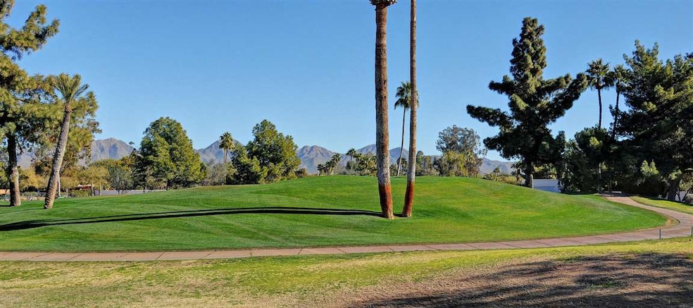 035_GOLF COURSE