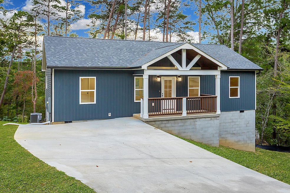 241 Dogwood Ln, Dunlap, TN 37327 - photo 1