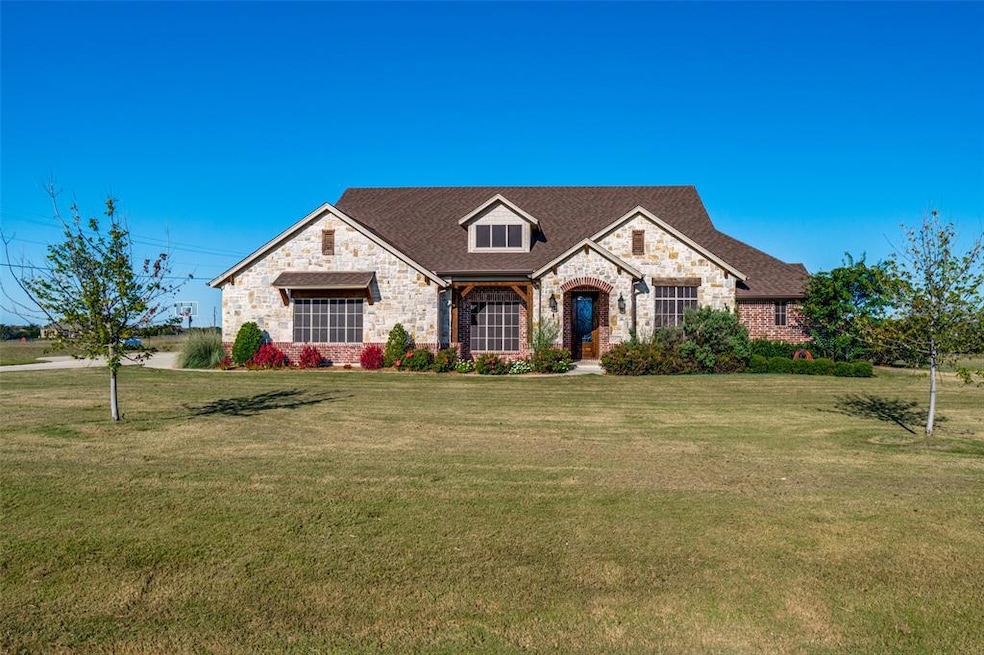 200 Maral Ln, Azle, TX 76020 - photo 1