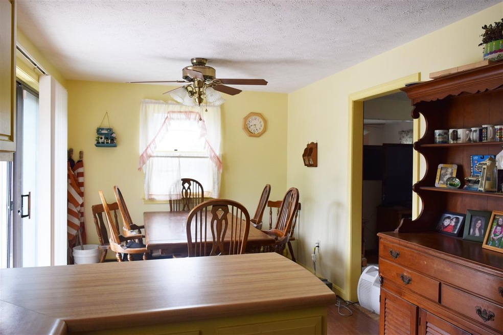 25 Pasture Dr, Franklin, NH 03235 - photo 1