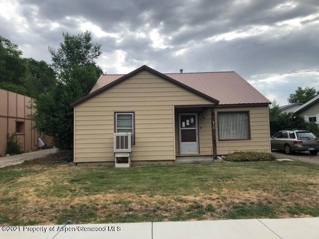 833 Russell St, Craig, CO 81625 - photo 1
