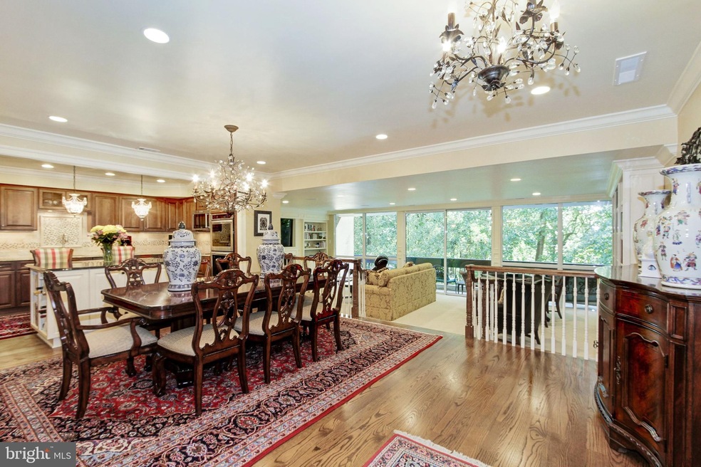 4970 Sentinel Dr, Bethesda, MD 20816 - photo 1