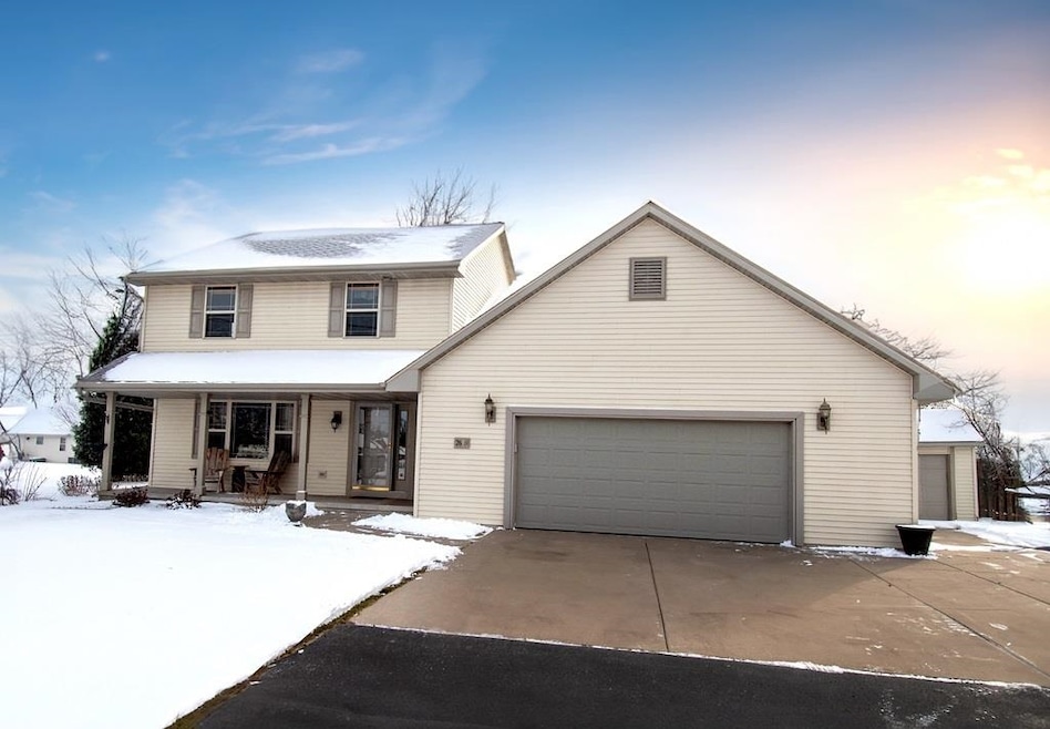 2679 Lawrence Dr, de Pere, WI 54115 - photo 1