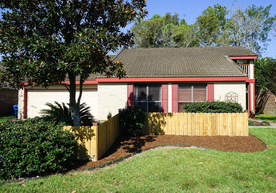 Front of House 2