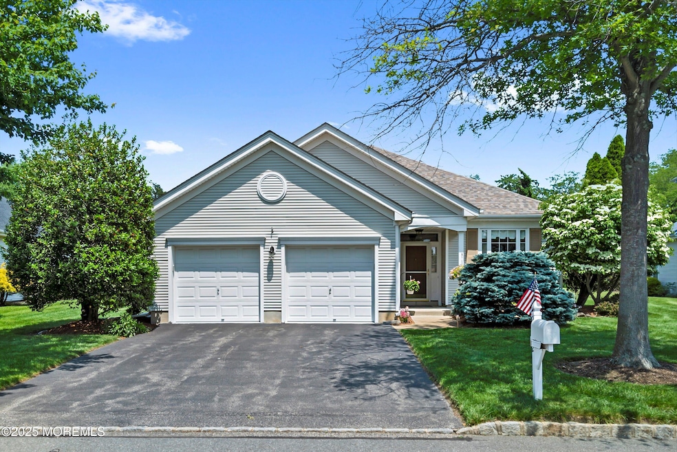 Sold $930,000 • Co-Listing Agent