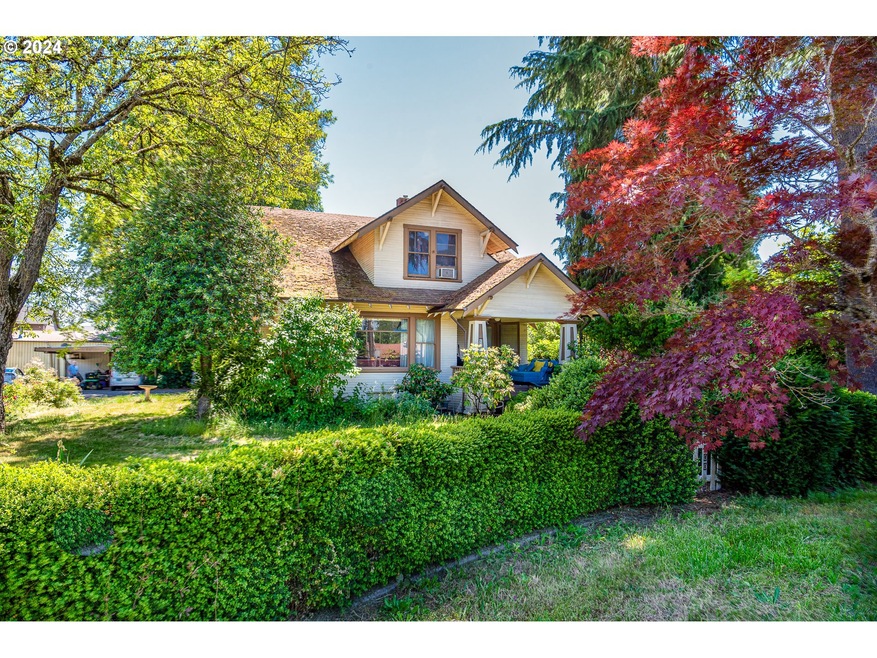 1100 N Park Ave, Eugene, OR 97404 - photo 1