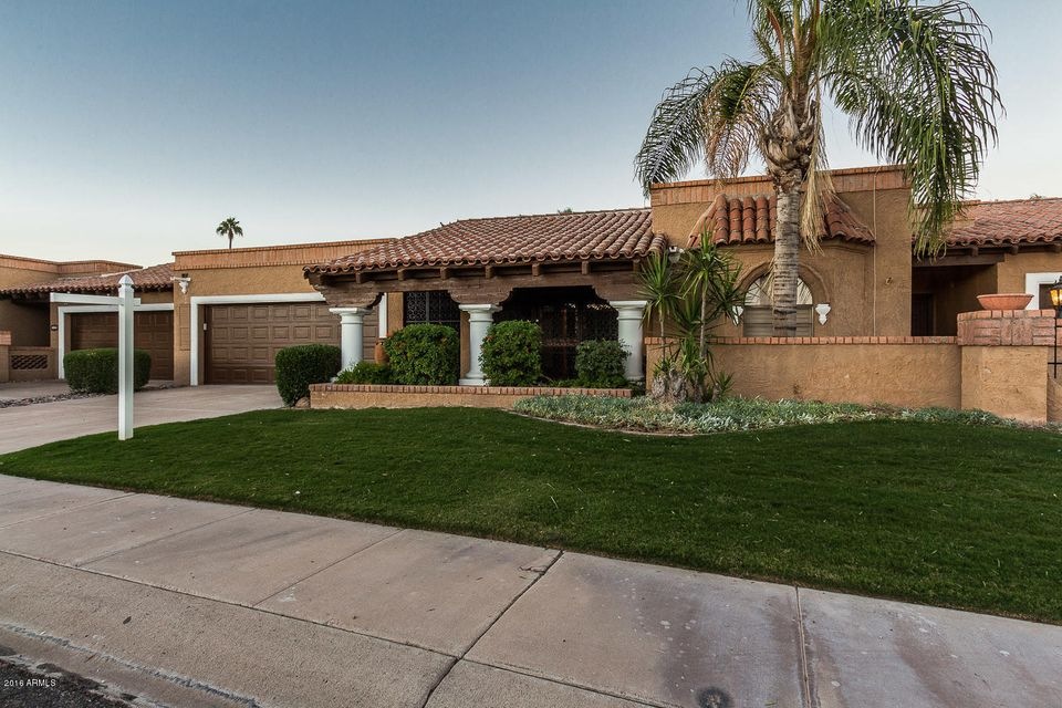 8040 E Via Del Valle-large-003-15-Front-