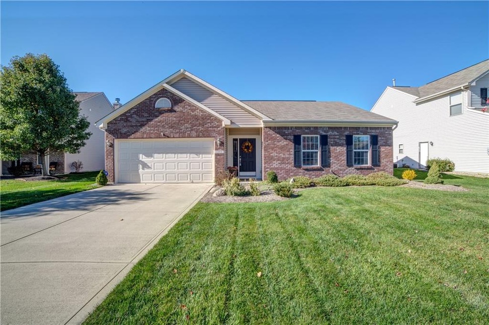 12816 Touchdown Dr, Fishers, IN 46037 - photo 1