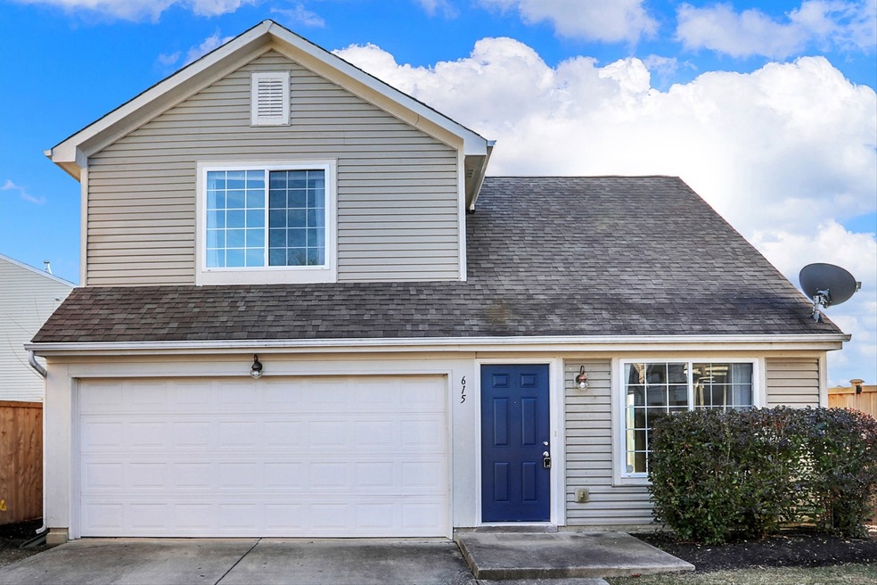 615 Cembra Dr, Greenwood, IN 46143 - photo 1