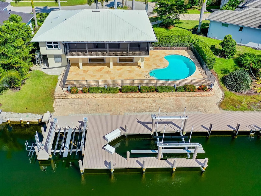1179 Lighthouse Ct Marco Island FL 34145