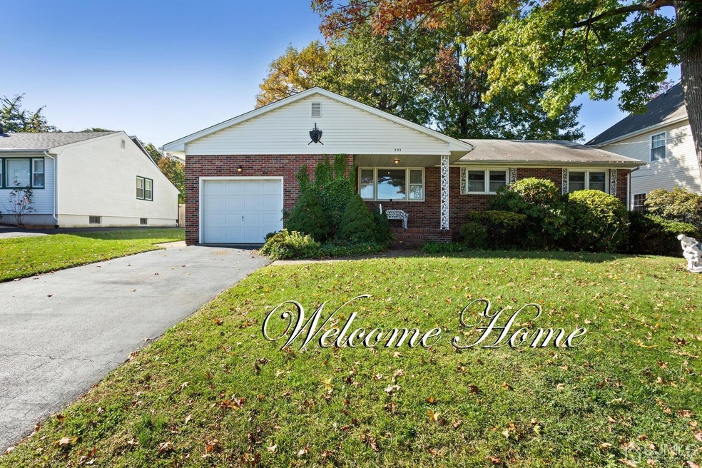 833 Harrell Ave, Woodbridge, NJ 07095 - photo 1