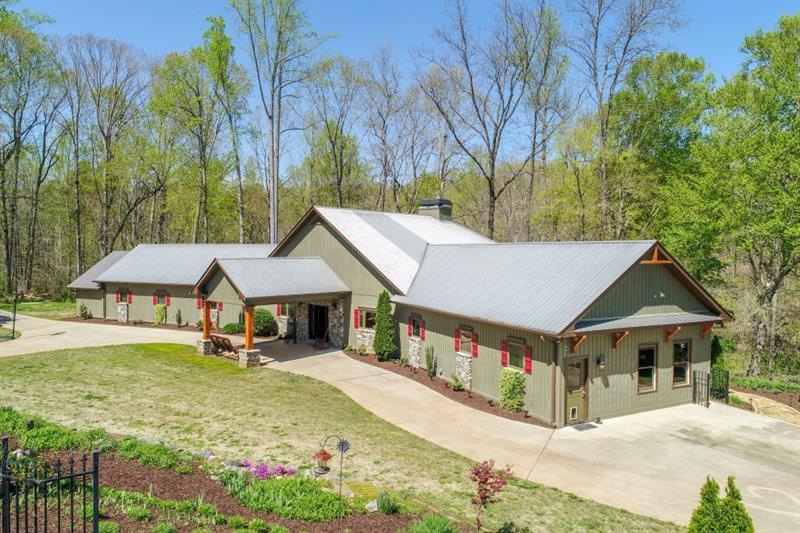 6071 Ben Parks Rd, Murrayville, GA 30564 - photo 1