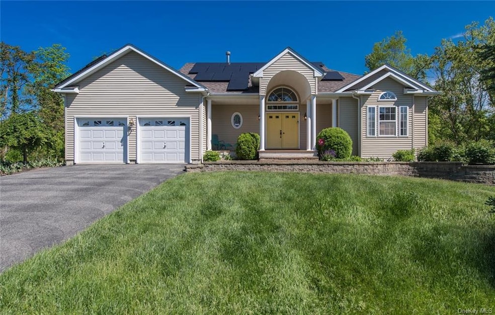 24 Alder Way, Wappingers Falls, NY 12590 - photo 1