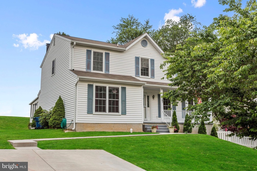 1347 Becket Rd, Sykesville, MD 21784 - photo 1