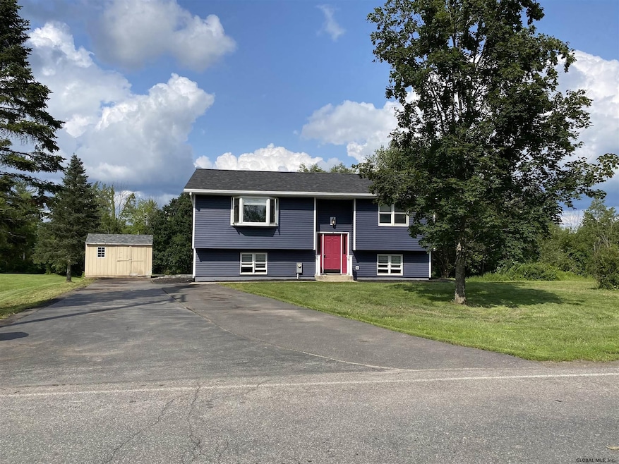 1086 Muitzeskill Rd, Schodack Landing, NY 12156 - photo 1