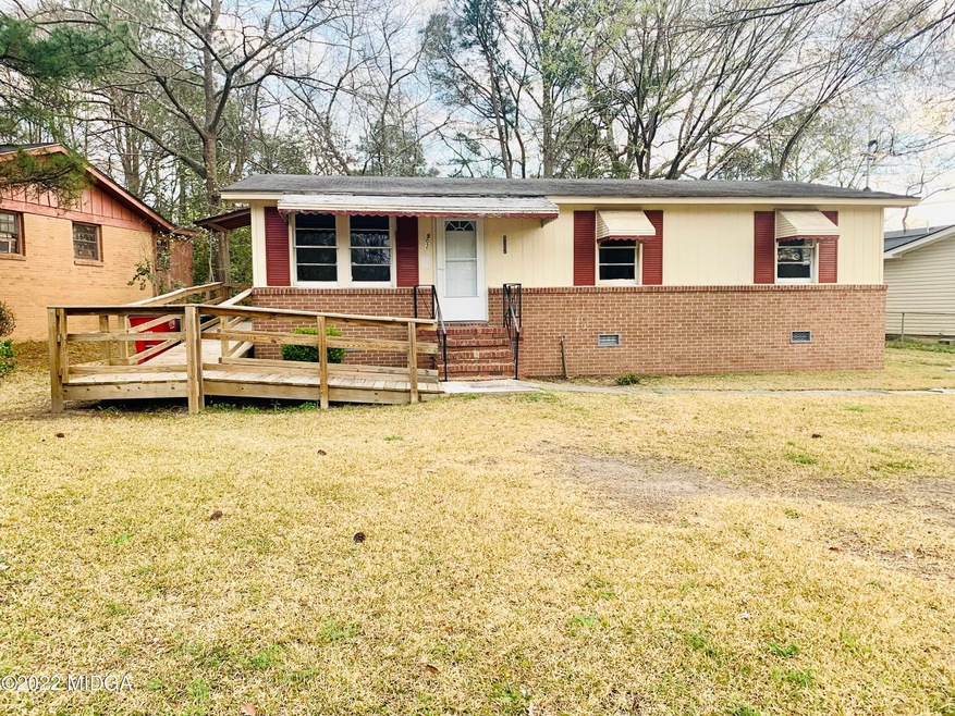 902 Ell Ct, Macon, GA 31206 - photo 1