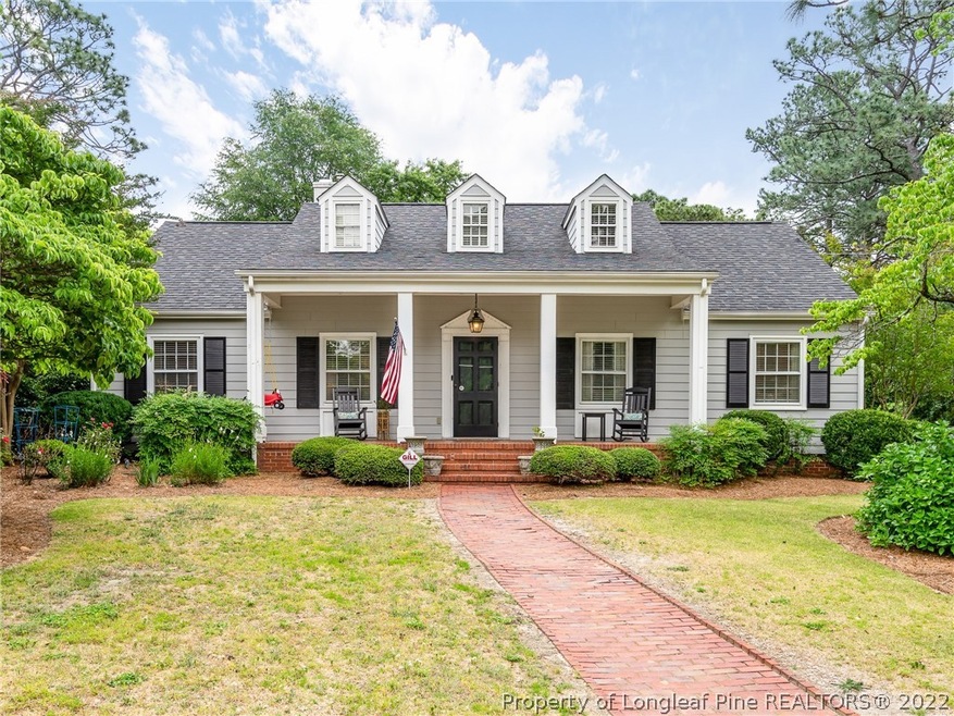 520 Valley Rd, Fayetteville, NC 28305 - photo 1