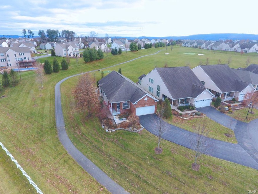 6811 Jewel Ln, Macungie, PA 18062 - photo 1