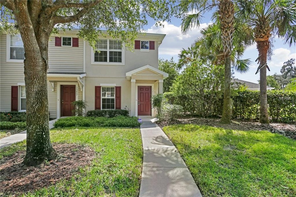 15805 Fishhawk Falls Dr, Lithia, FL 33547 - photo 1