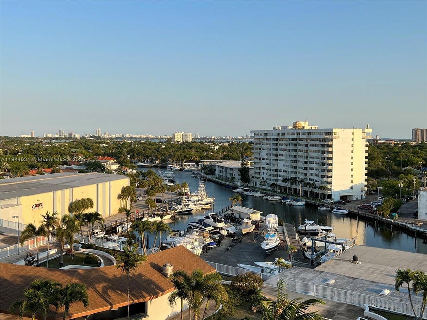 Sailboat Cay unit 902, North Miami, FL 33181 - photo 1