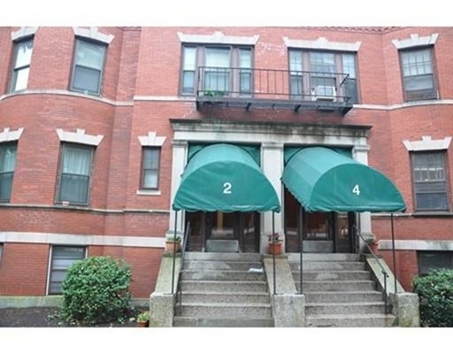 2 Colliston Rd unit 4, Brighton, MA 02135 - photo 1