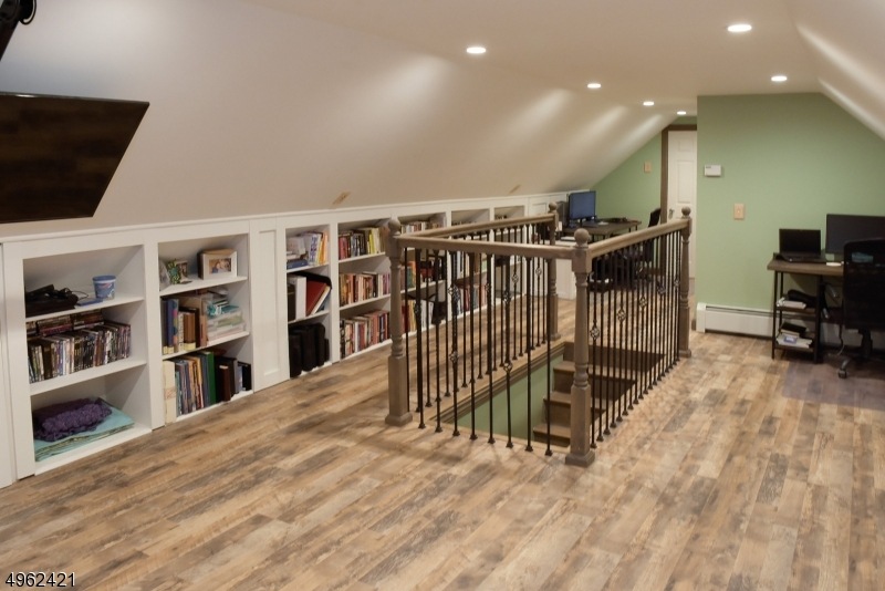 89 Lincoln Ave, West Milford, NJ 07480 - photo 1