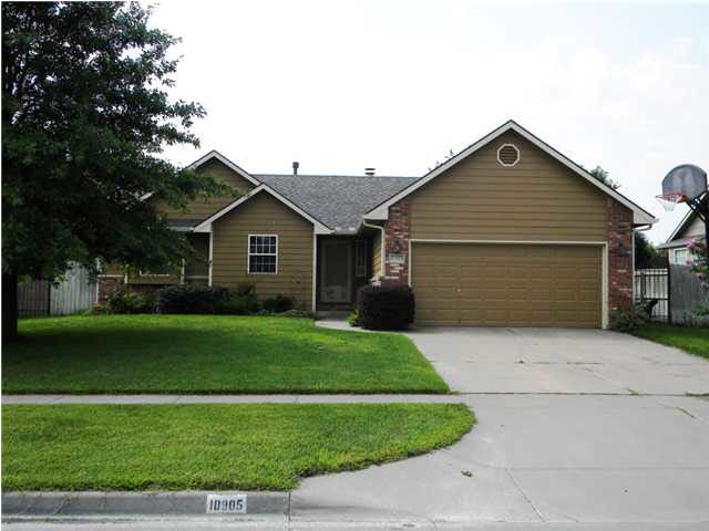 Gorgeous Exterior! Newer Roof, Siding, & Ext Paint