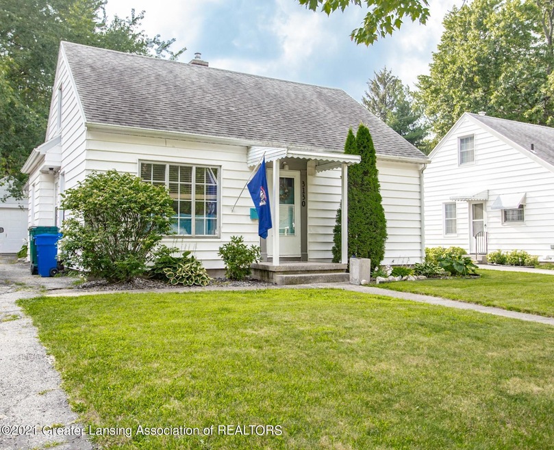 3130 Sablain Parkway Dr, Lansing, MI 48910 - photo 1