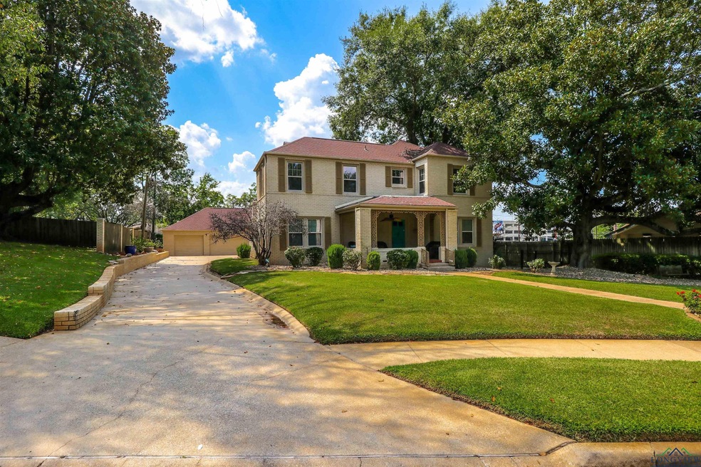 815 N Seventh St, Longview, TX 75601 - photo 1