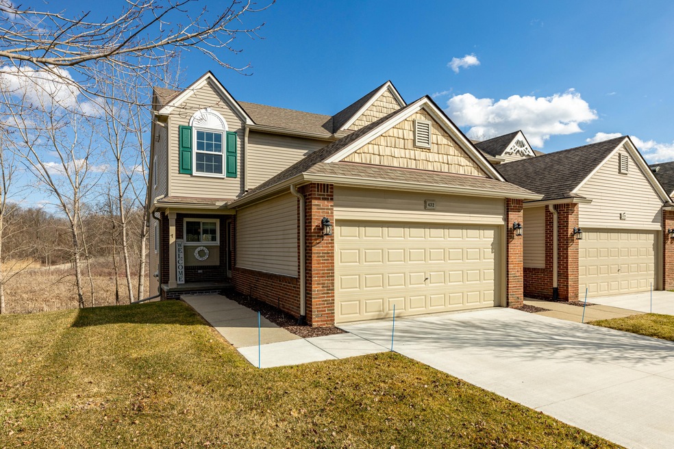 432 Newberry Ln