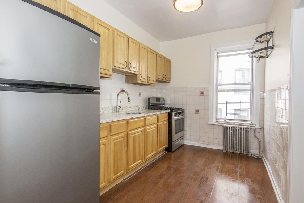 42-17 Broadway unit 3, Astoria, NY 11103 - photo 1