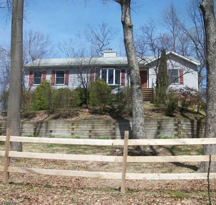 25 Longwood Lake Rd, Oak Ridge, NJ 07438 - photo 1