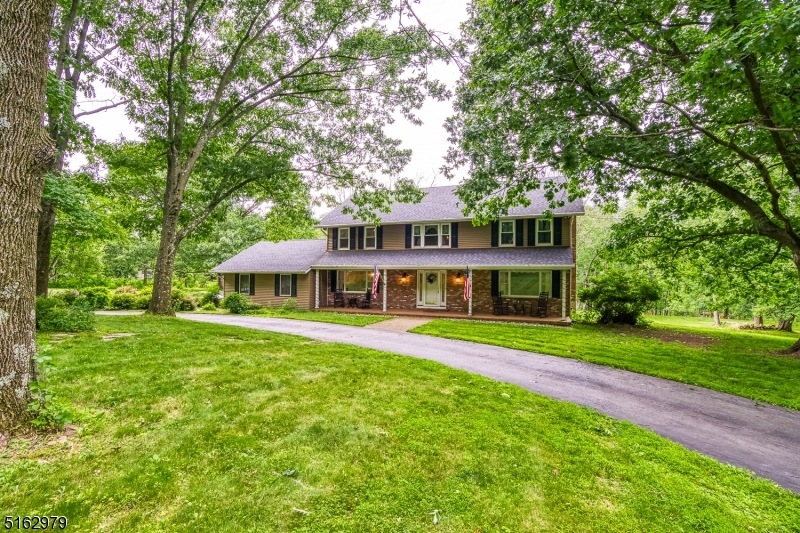 32 Woodschurch Rd, Flemington, NJ 08822 - photo 1