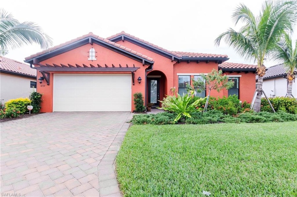 Front view of home
