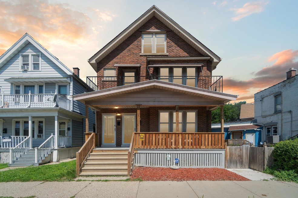 1910 W Forest Home Ave