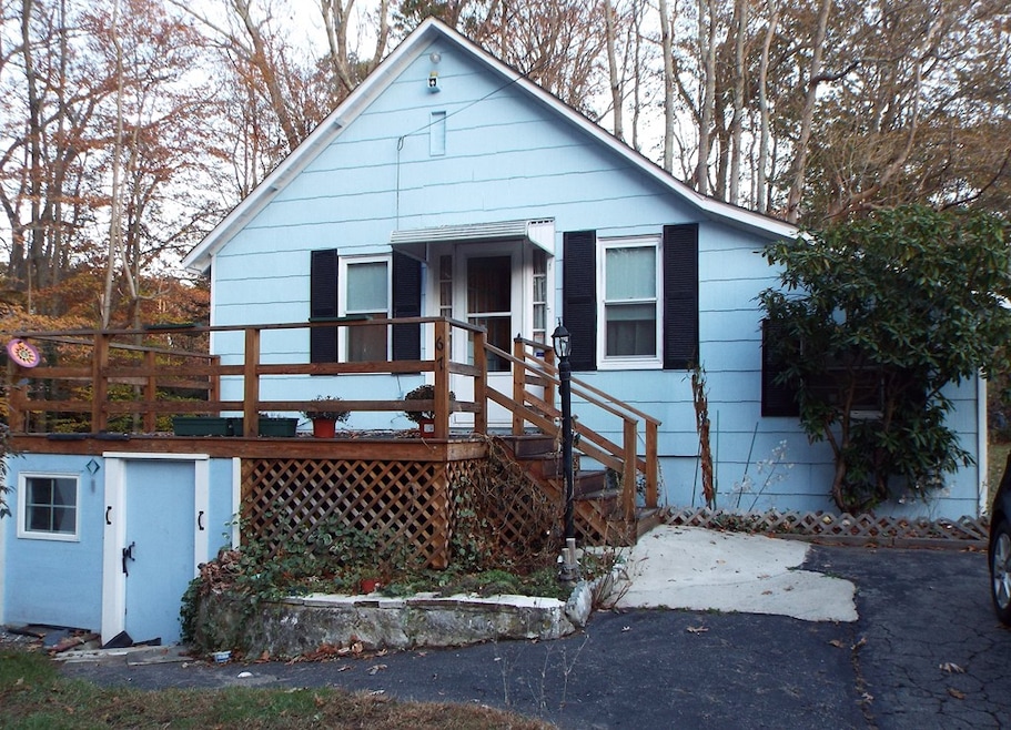 67R Hartsuff St, Rockland, MA 02370 - photo 1