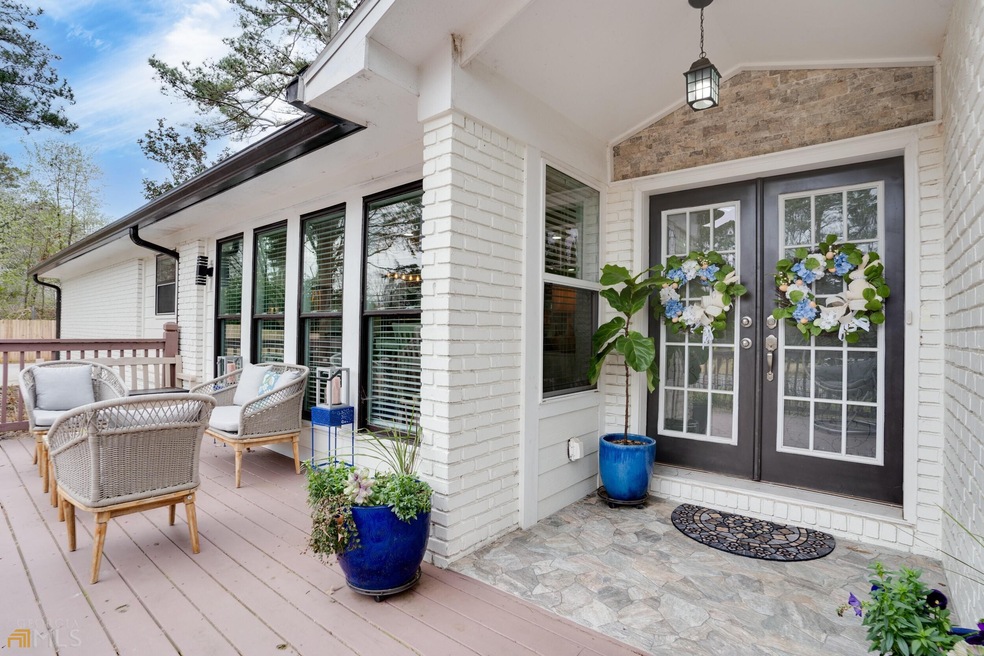 Welcome Home to 515 Holt Road!