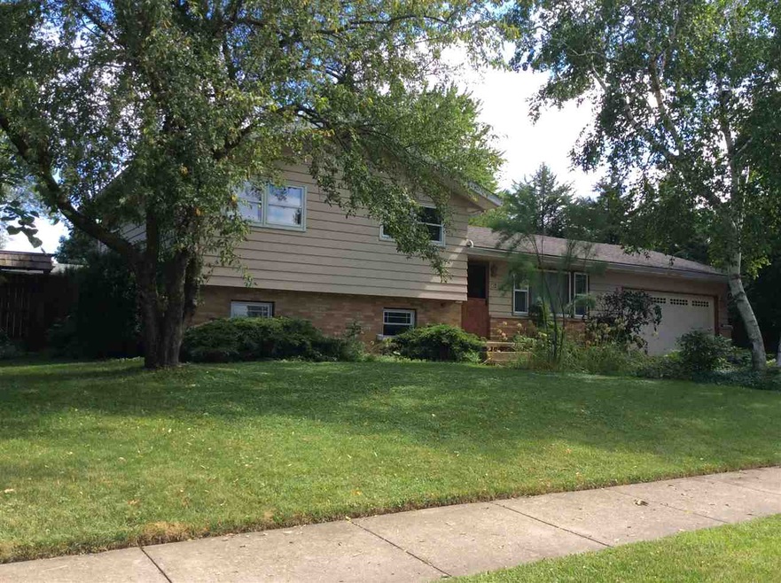 165 Dale Dr, Oregon, WI 53575 - photo 1