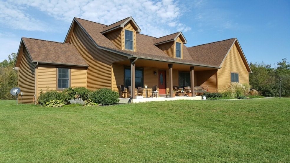 5448 W 400 S, Huntington, IN 46750 - photo 1