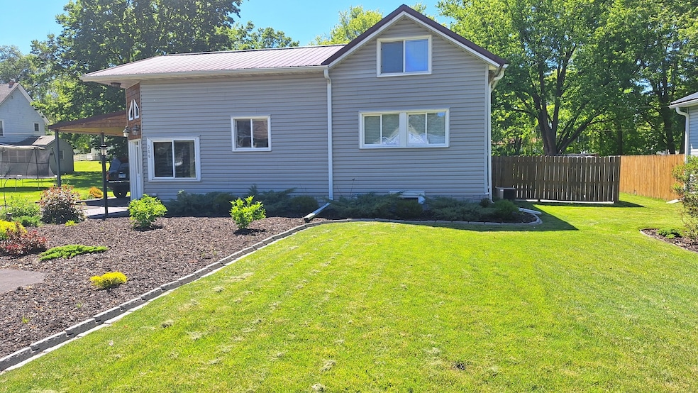 For Sale $115,000 • Co-Listing Agent