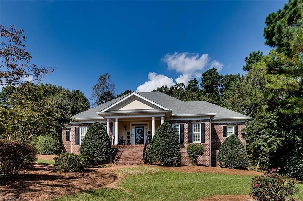 761 Fesmire St, Asheboro, NC 27205 - photo 1