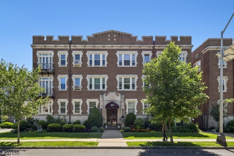 61 S Fullerton Ave unit 32, Montclair, NJ 07042 - photo 1