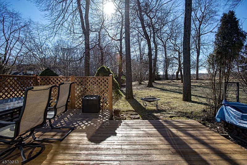 504 Shirleen Ln, Mine Hill, NJ 07803 - photo 1