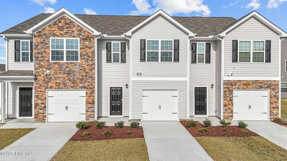 3404 Sunstone Way unit 6, Winterville, NC 28590 - photo 1