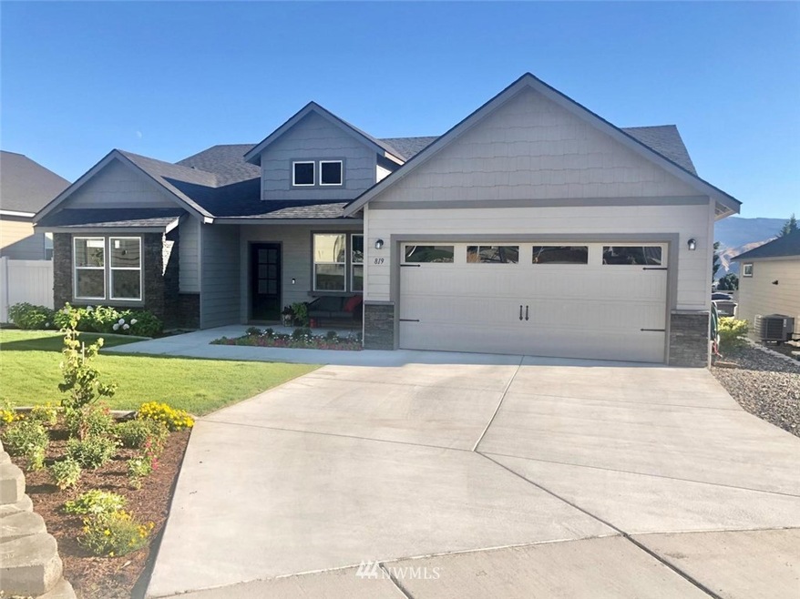 819 Madeleine Ct, East Wenatchee, WA 98802 - photo 1